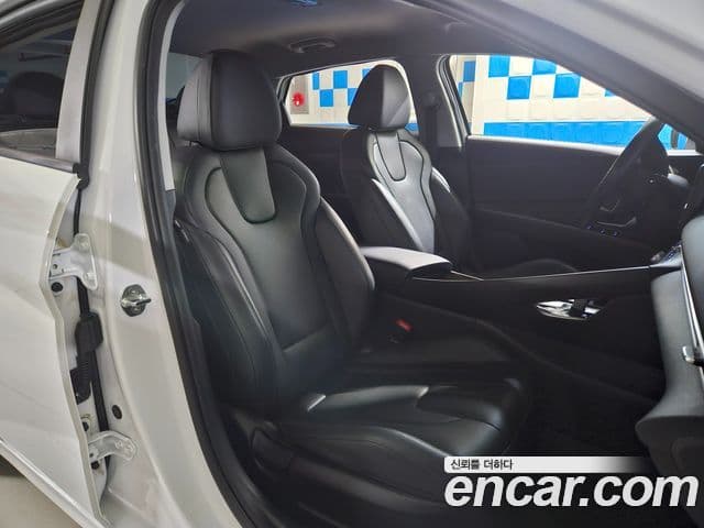 Hyundai Avante гибрид (CN7) Modern, 2022 17