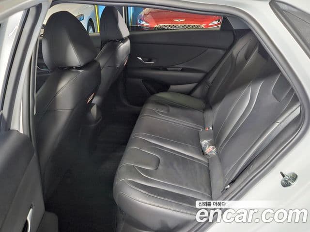 Hyundai Avante гибрид (CN7) Modern, 2022 18