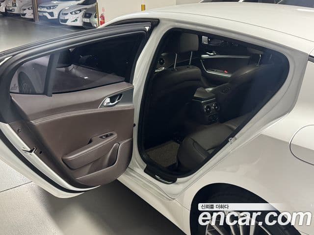 Kia 스팅어 Platinum, 2020 4