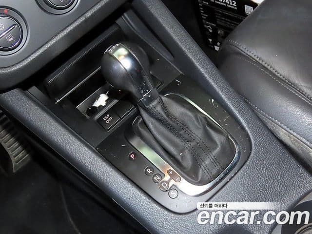 Volkswagen Гольф 5세대 2.0 GTI 5도어, 2009 9