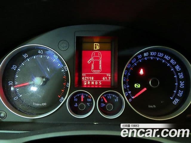 Volkswagen Гольф 5세대 2.0 GTI 5도어, 2009 12