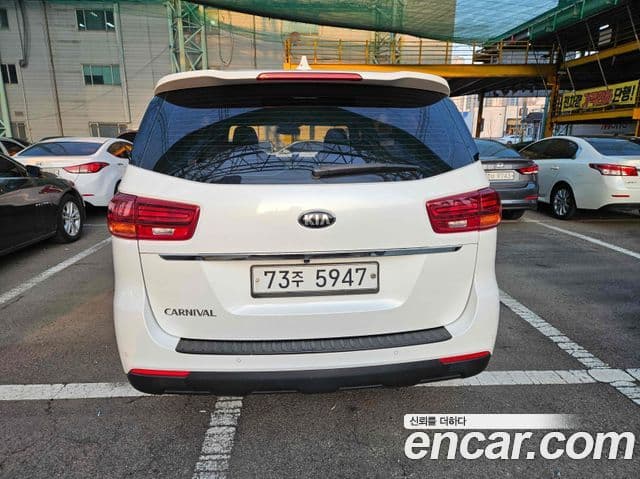 Kia The / новый New Carnival 11인승 Deluxe, 2019 2