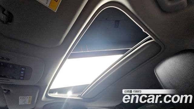 Toyota 캠리 (XV70) 2.5 XLE гибрид, 2019 19