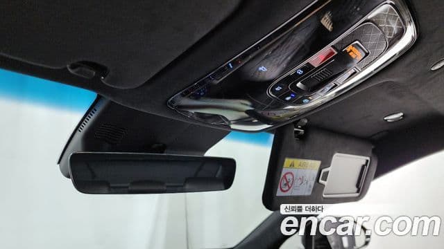 Genesis G80 (RG3) чёрный, 2026 18