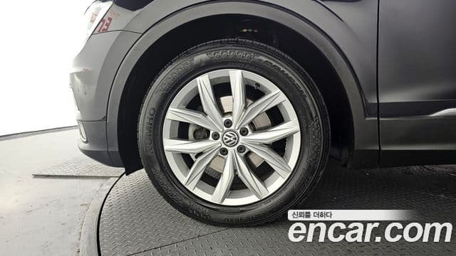 Volkswagen Tiguan 2세대 Premium, 2018 все фото