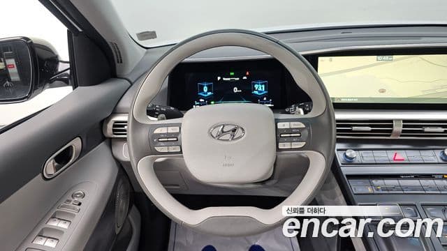 Hyundai NEXO Premium, 2022 14