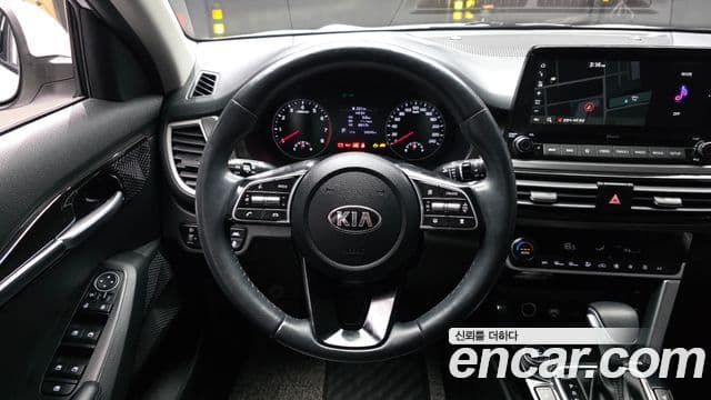 Kia Seltos Signature, 2021 13