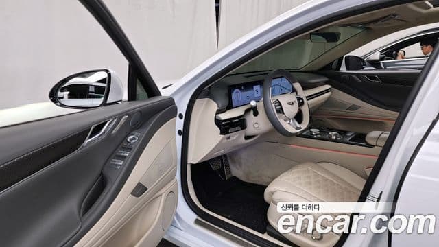 Genesis G80 (RG3) бензин 3.5 турбо AWD, 2025 10
