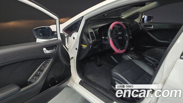 Kia K3 Luxury, 2015 10