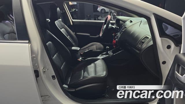 Kia K3 Luxury, 2015 11