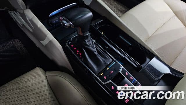 Kia All New K7 Prestige, 2016 9