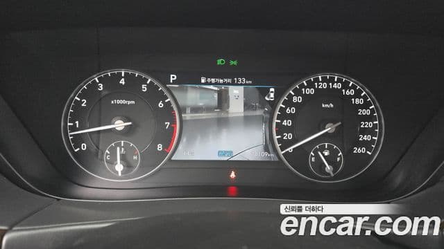 Genesis G90 Premium Luxury, 2019 8