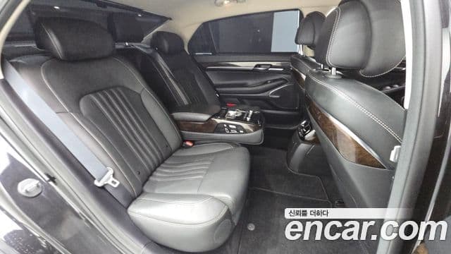 Genesis G90 Premium Luxury, 2019 12