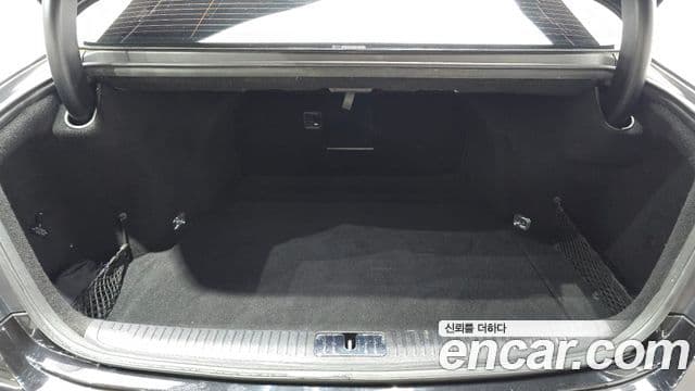 Genesis G90 Premium Luxury, 2019 20