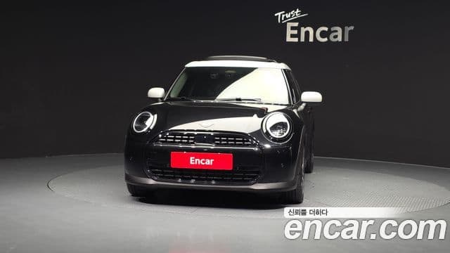Mini Cooper C 4세대 5도어 Classic, 2025 3