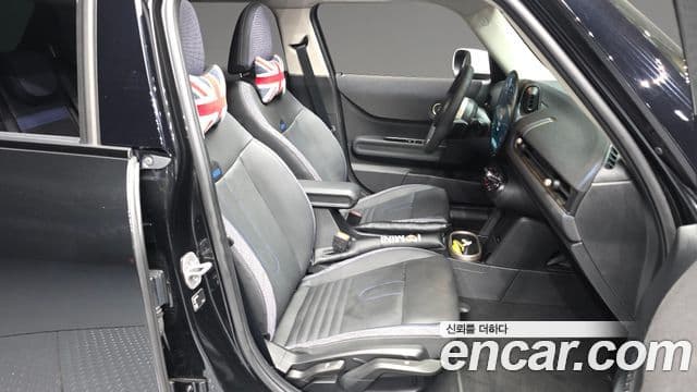 Mini Cooper C 4세대 5도어 Classic, 2025 11