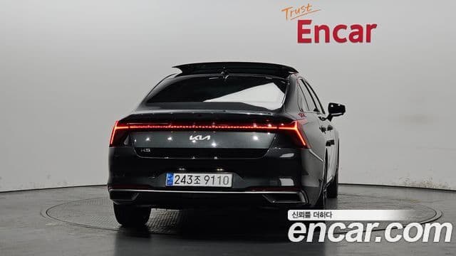 Kia K8 Signature Special, 2023 4