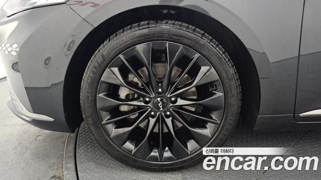 Kia K8 Signature Special, 2023 все фото