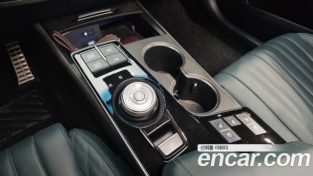 Kia K8 Signature Special, 2023 9