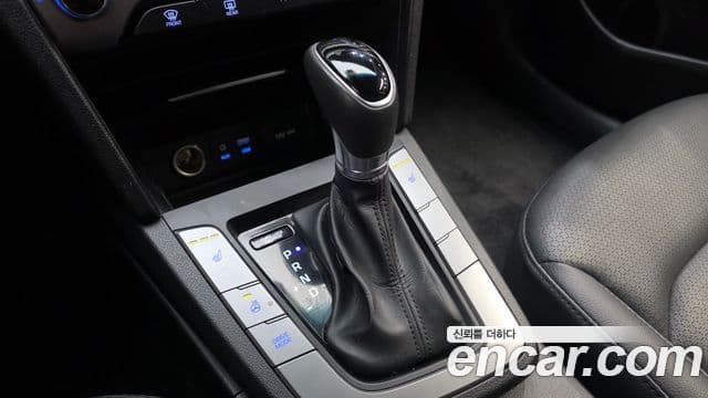 Hyundai Avante AD 1.6 GDI Smart, 2016 9