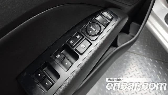 Hyundai Avante AD 1.6 GDI Smart, 2016 19