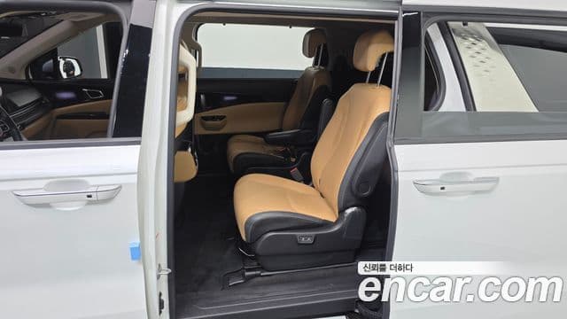 Kia Carnival 4세대 Signature, 2023 11
