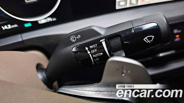 Kia K8 гибрид Signature, 2022 17