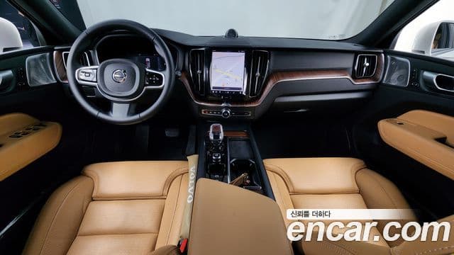 Volvo XC60 2세대 B5 Ultimate Bright, 2024 7