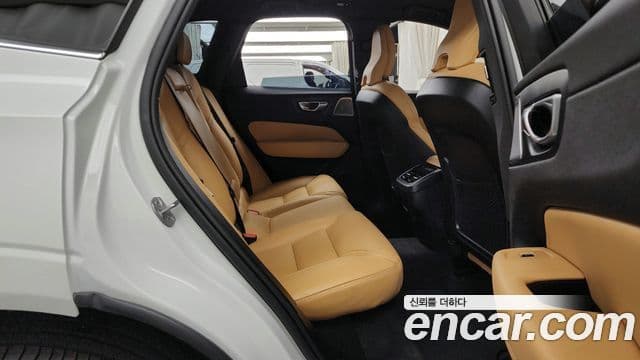 Volvo XC60 2세대 B5 Ultimate Bright, 2024 12