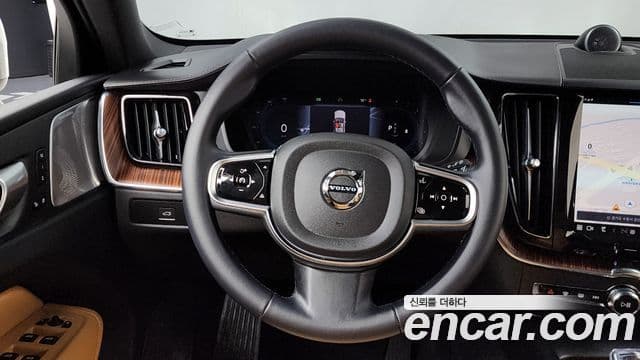 Volvo XC60 2세대 B5 Ultimate Bright, 2024 13