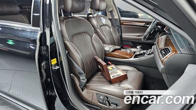 Genesis EQ900 Prestige, 2017 10