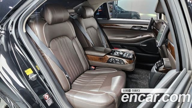 Genesis EQ900 Prestige, 2017 12