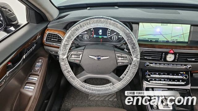 Genesis EQ900 Prestige, 2017 13