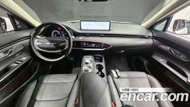 Genesis GV70, 2021 7