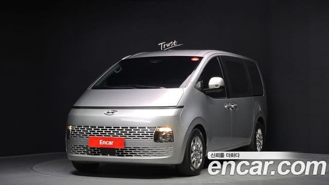 Hyundai Staria Modern, 2022 1