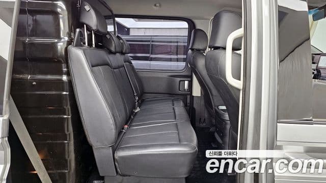 Hyundai Staria Modern, 2022 12