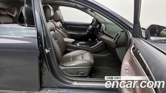 Hyundai Grandeur IG 3.0 LPi Modern (арендный автомобиль), 2019 11