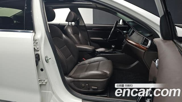 Kia All New K7 Prestige, 2016 10