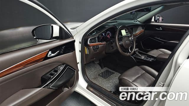 Kia All New K7 Prestige, 2016 11