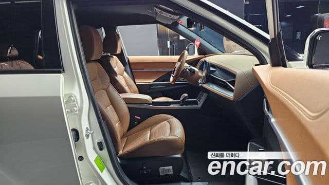 KG모빌리티(SsangYong) Torres T7, 2023 10