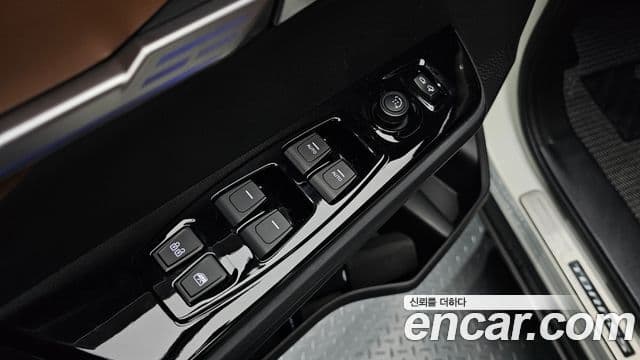 KG모빌리티(SsangYong) Torres T7, 2023 16