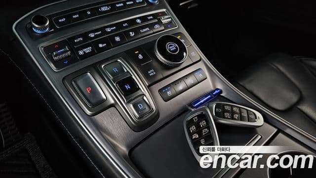 Hyundai The / новый New Santa Fe Calligraphy, 2022 9