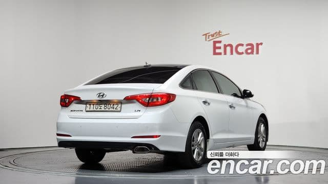 Hyundai LF Sonata Premium, 2015 2