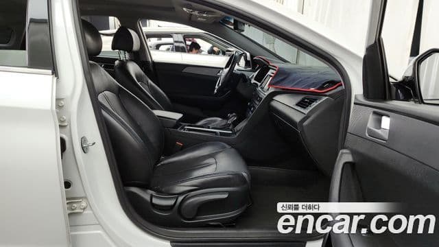 Hyundai LF Sonata Premium, 2015 11