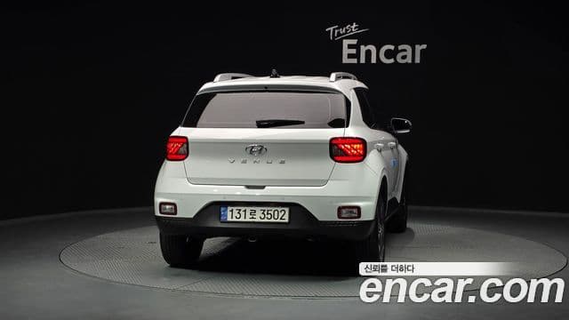 Hyundai Venue 1.6 Flux, 2023 4