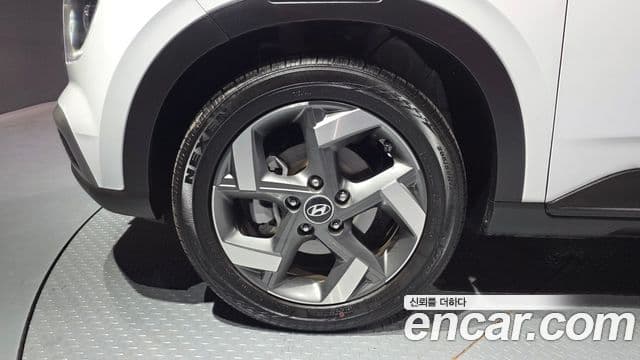 Hyundai Venue 1.6 Flux, 2023 все фото