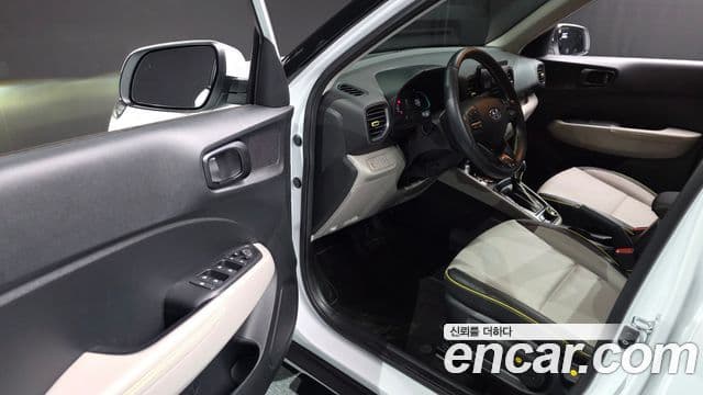 Hyundai Venue 1.6 Flux, 2023 11