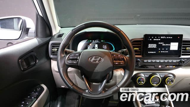 Hyundai Venue 1.6 Flux, 2023 13