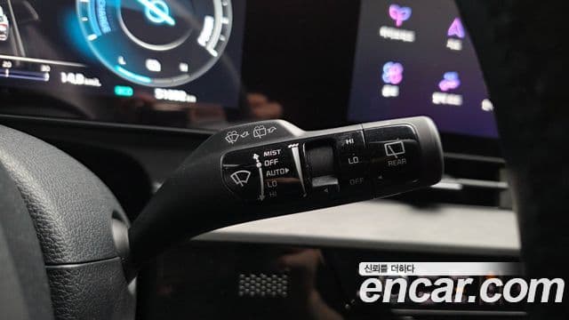 Kia Sportage 5세대 гибрид Signature 4WD, 2023 17