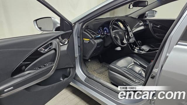 Hyundai Grandeur HG Modern, 2017 10
